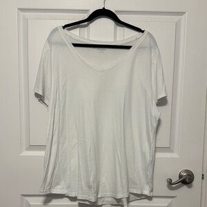 Old Navy Women's Classic White Short Sleeve Tee